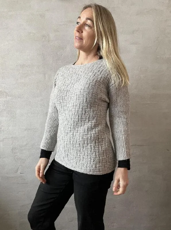 Flex sweater by Hanne Falkenberg, knitting pattern